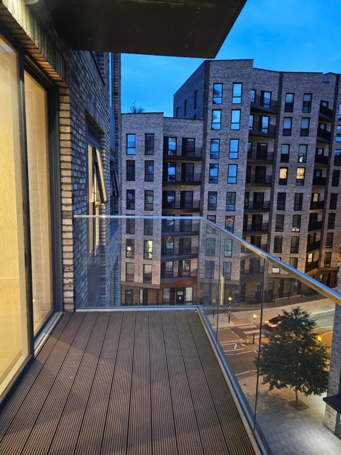 Santina Apartments كرويدون المظهر الخارجي الصورة